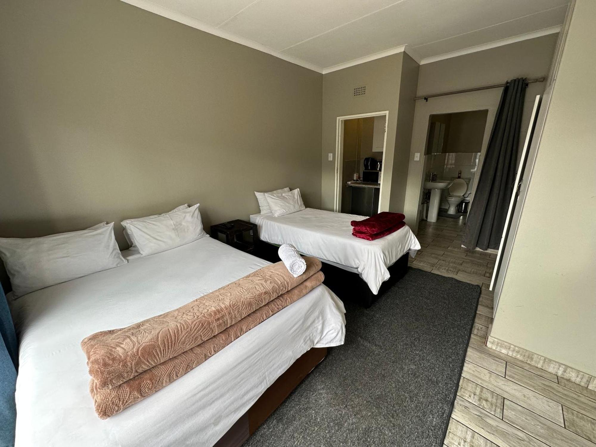 Favour Guest House Polokwane Exterior foto